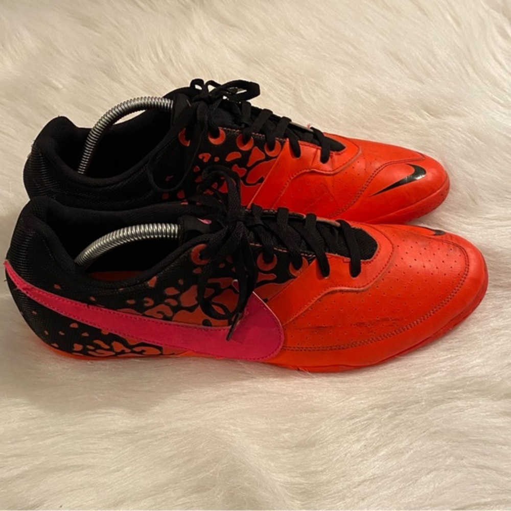 Nike Shoes Mens Size 11.5 Lace Up Sneakers Flats Orange Black